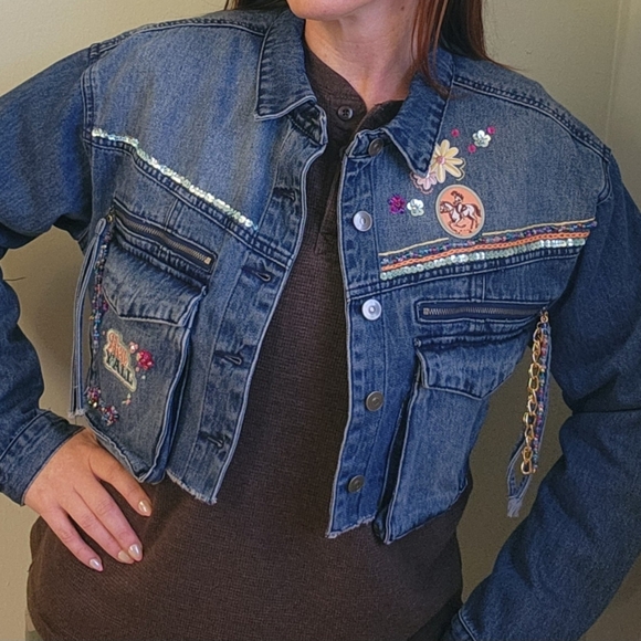 CUSTOM NWT Embroidered Western Denim Cargo Jacket, Size Large - Picture 4 of 14
